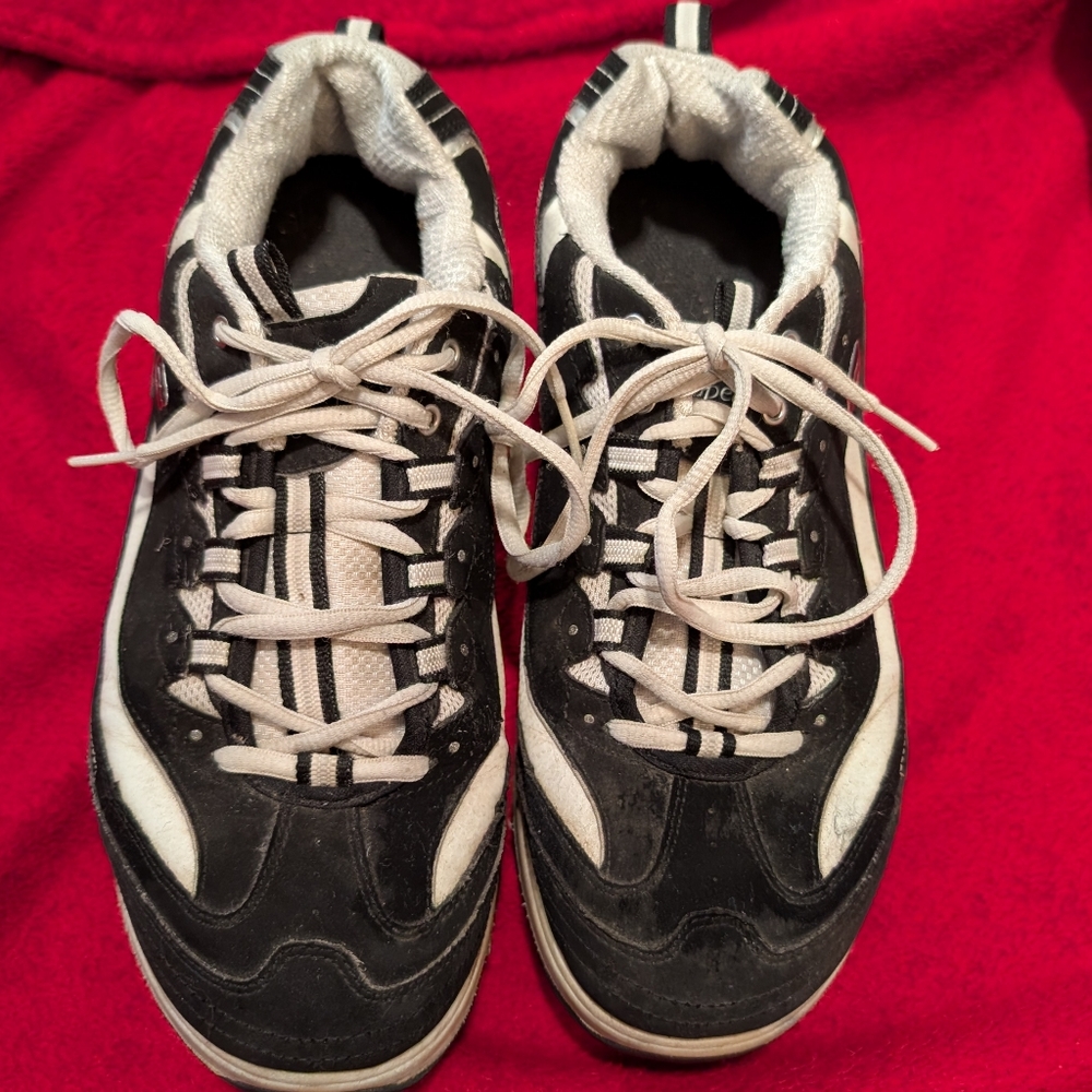 Skechers Shape Ups US size 10